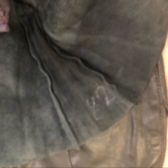 Vintage leather European high-waisted skirt, small - Picture 9 of 11